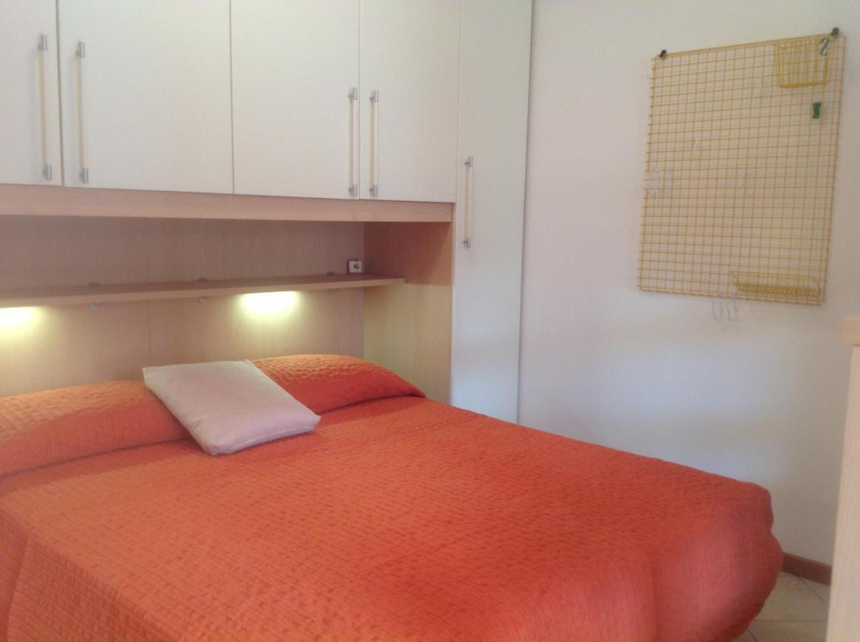 Hotel Apartments Villaggio Dei Fiori 4 Stars Luxury - Great Family Resort - Pet Friendly - With Hypermarket - Delivery Restaurant-Pizzeria - Room Breakfast With Supplement - Ultra Fast Wi-Fi - Play Area For Children - Olympic Swimming Pool - Parking Caorle Zewnętrze zdjęcie