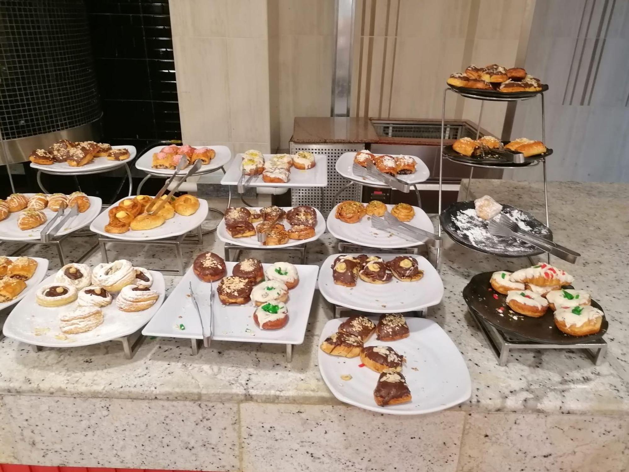 Hotel Apartments Villaggio Dei Fiori 4 Stars Luxury - Great Family Resort - Pet Friendly - With Hypermarket - Delivery Restaurant-Pizzeria - Room Breakfast With Supplement - Ultra Fast Wi-Fi - Play Area For Children - Olympic Swimming Pool - Parking Caorle Zewnętrze zdjęcie